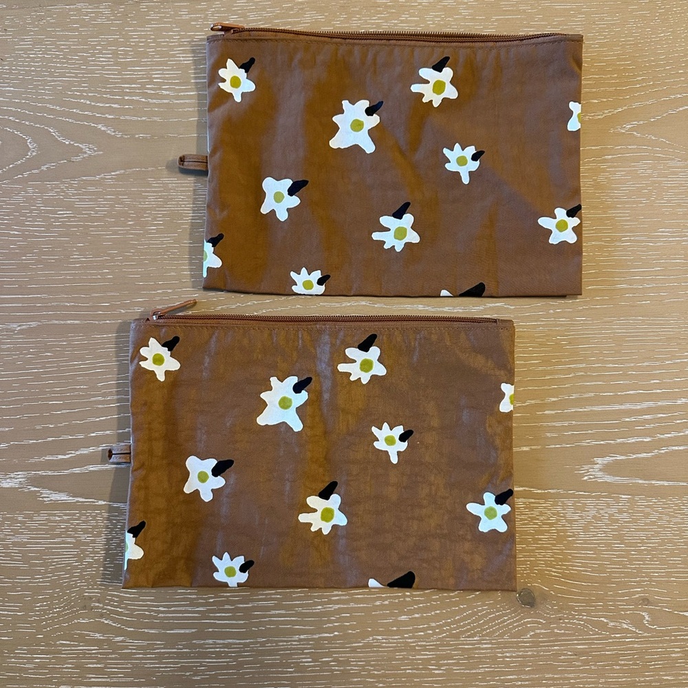 Two NWOT Baggu Large Flat Pouches - Painted Daisy